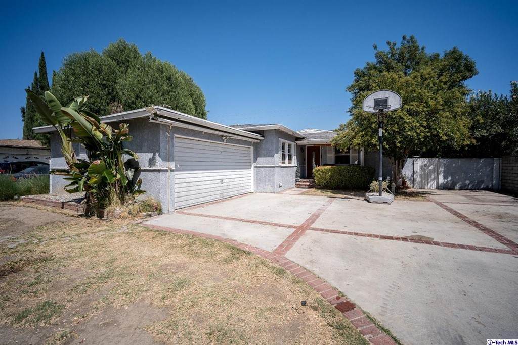 7006 Oso Avenue - Photo 1