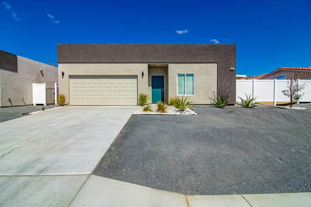 16440 Avenida Manzana - Photo 1