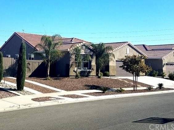 1566 Veneto Way - Photo 1