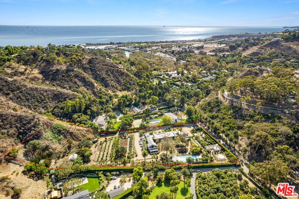 3314 Serra Road - Photo 1