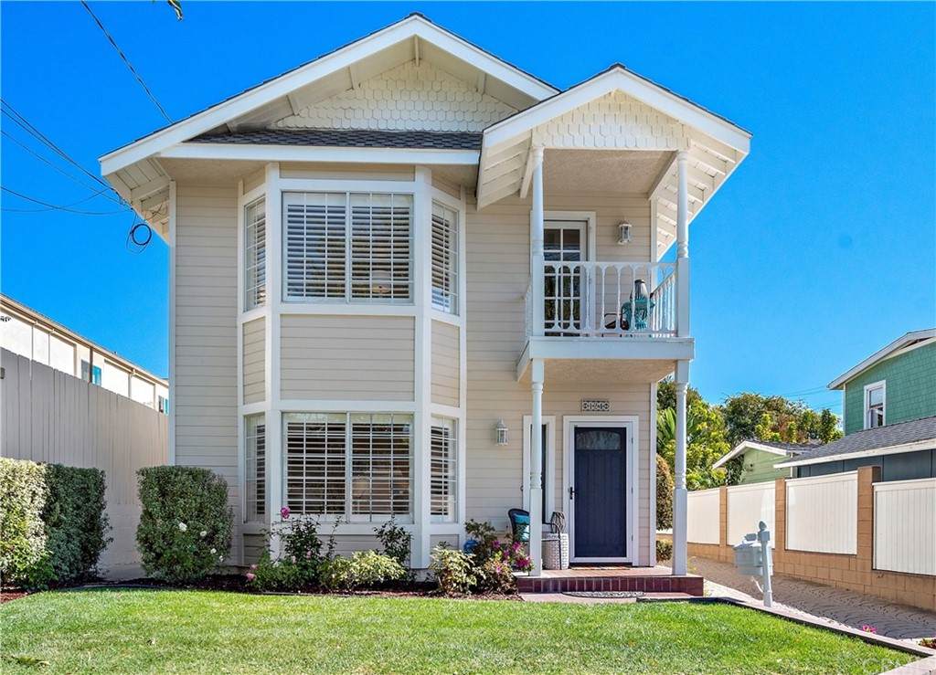 124 Francisca Avenue - Photo 1