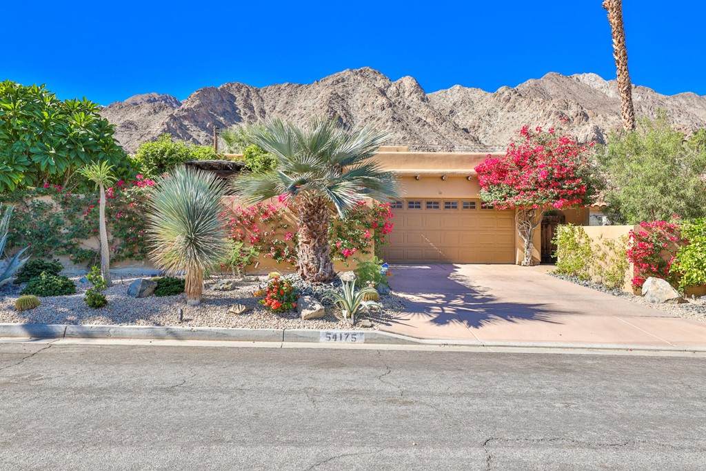 54175 Avenida Madero - Photo 1