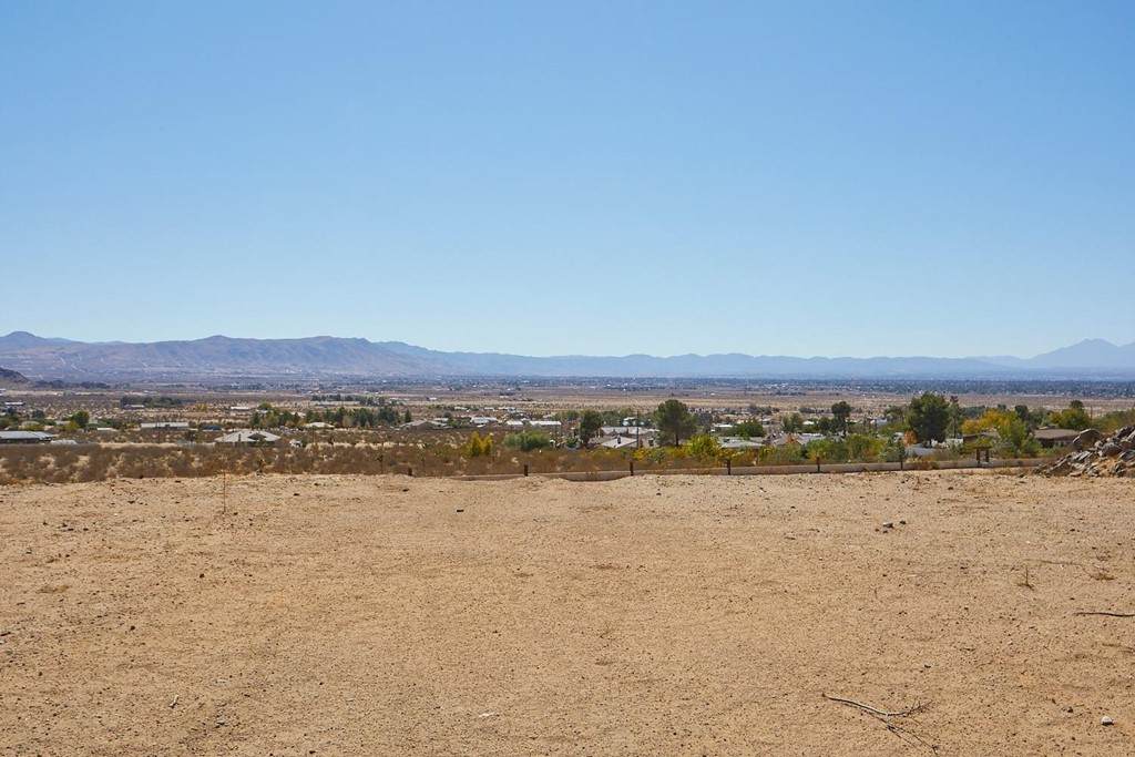 24052 South Road - Photo 1