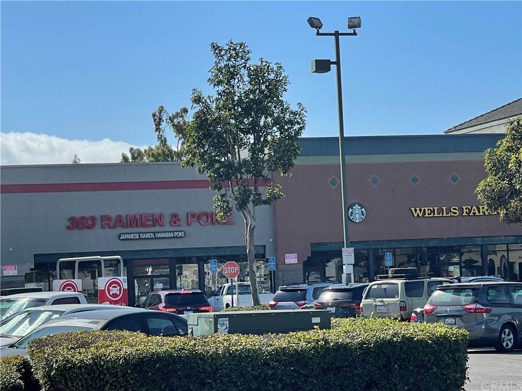 Inglewood - Photo 1