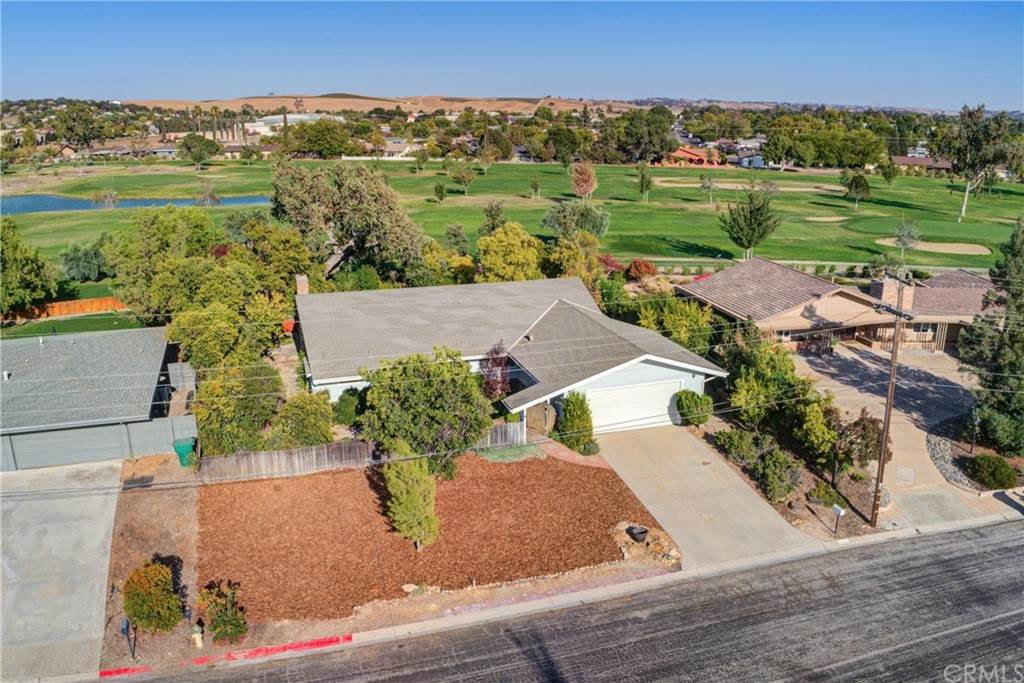 1121 Putter Avenue - Photo 1