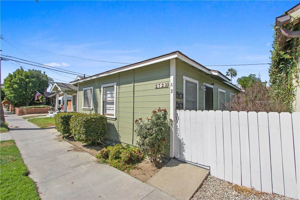 2723 8th Street - Photo 1