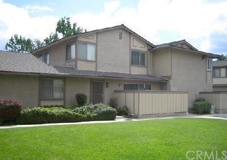 1976 Camberley Lane - Photo 1