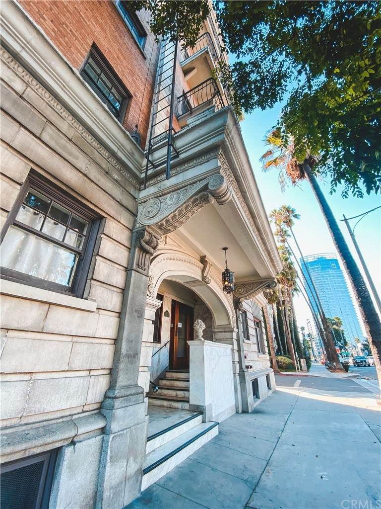 1030 Ocean Boulevard - Photo 1
