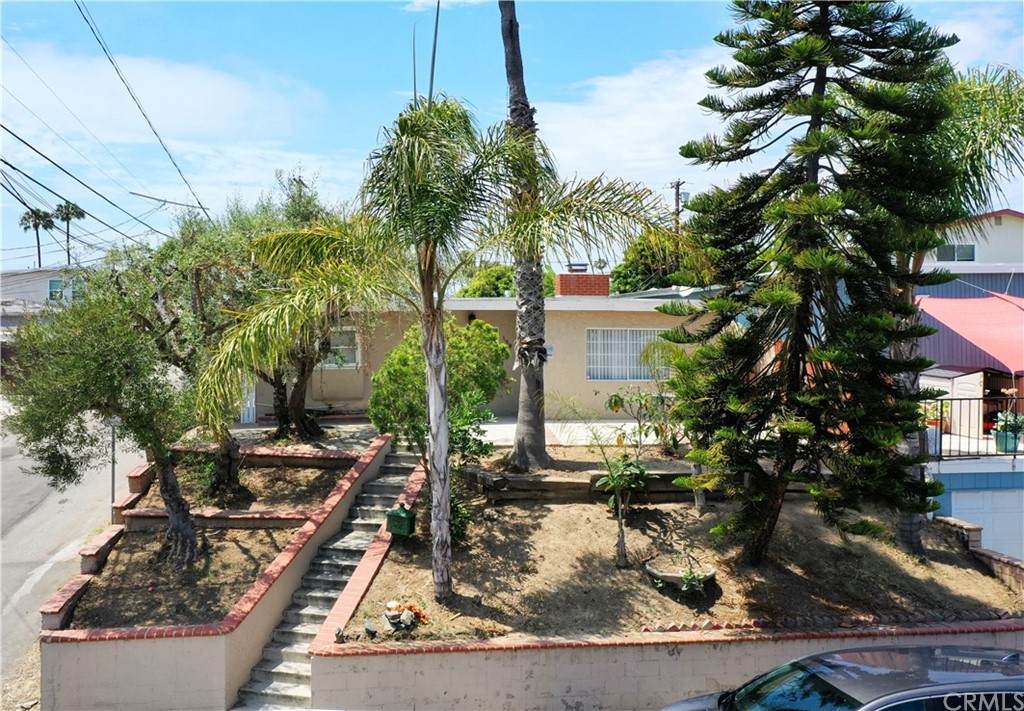 158 Escalones - Photo 1