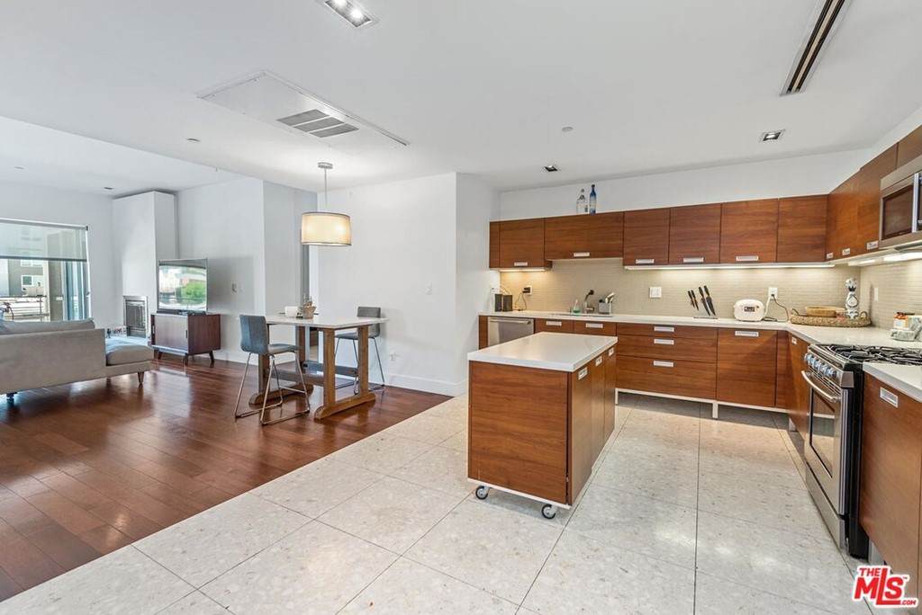 6735 Yucca Street - Photo 1