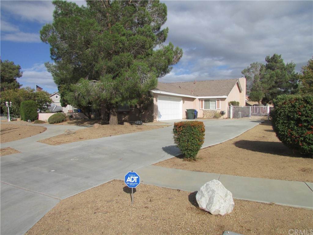 16395 Cuyama Way - Photo 1