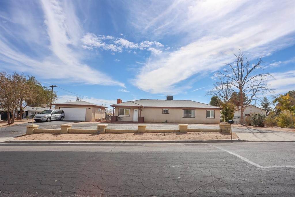 16395 Cabrillo Drive - Photo 1