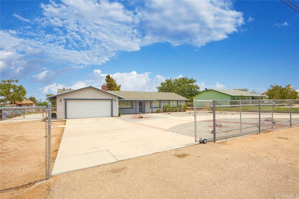 7795 Oakwood Avenue - Photo 1