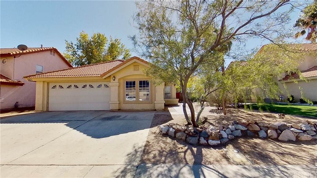 1762 Mesa Drive - Photo 1