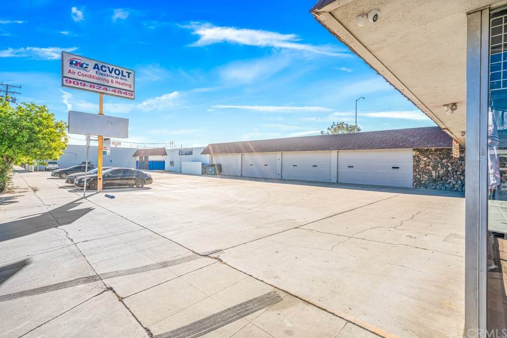 444 Valley Boulevard - Photo 1