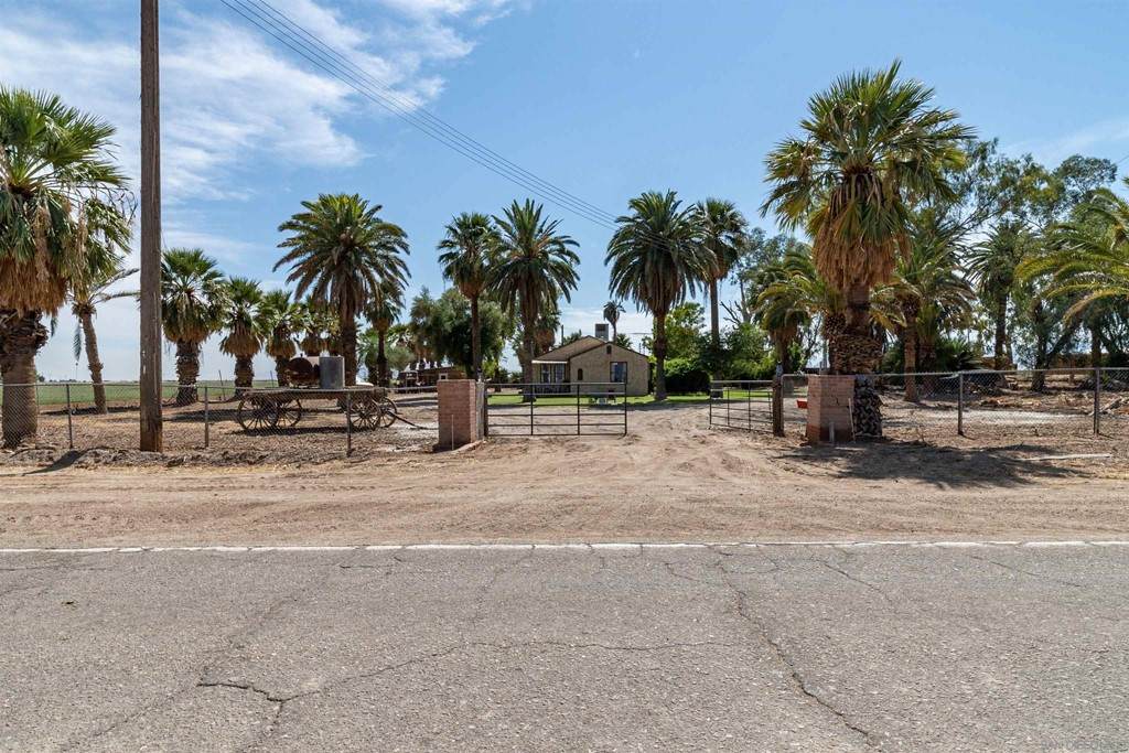 1191 Mccabe Rd - Photo 1