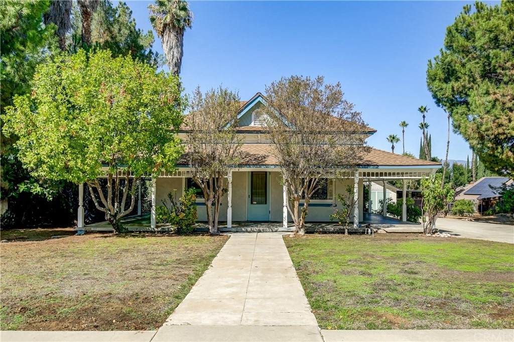 1226 Olive Avenue - Photo 1