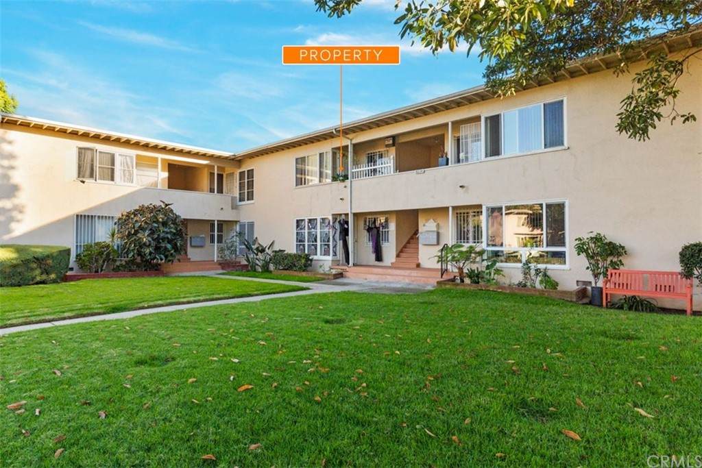 5610 Corbett Street - Photo 1