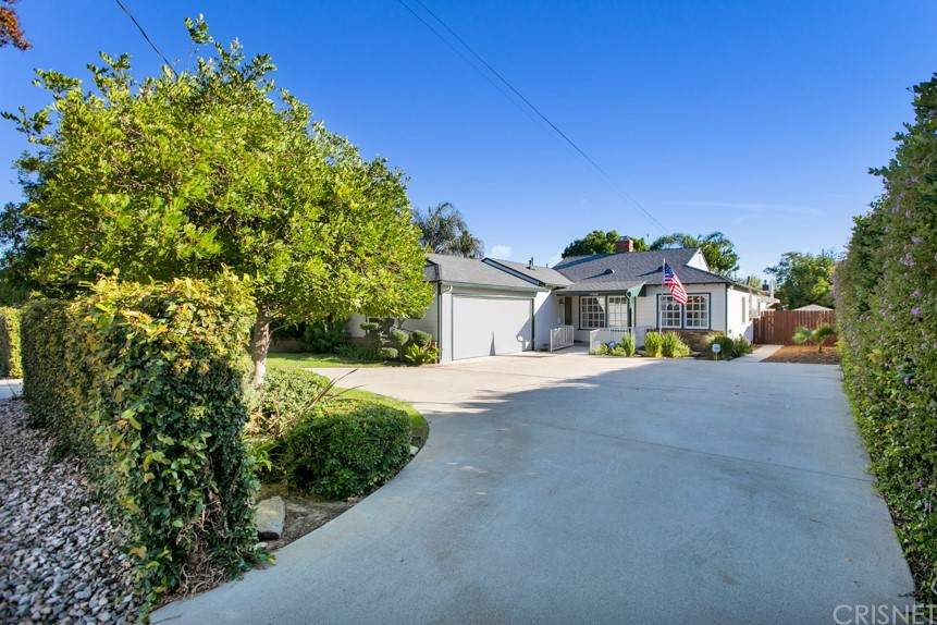 17338 Kingsbury Street - Photo 1