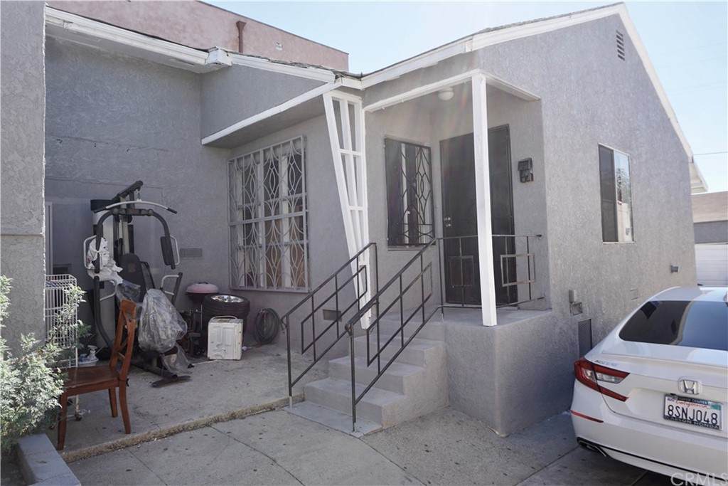3156 Fairmount Street - Photo 1