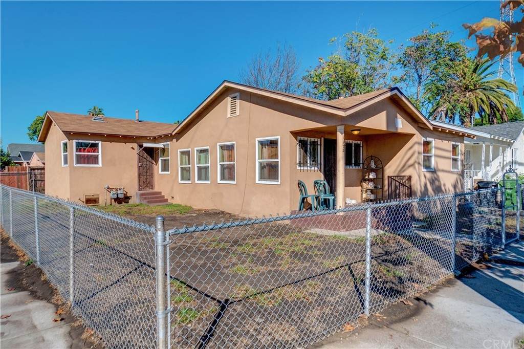 9825 Towne Avenue - Photo 1