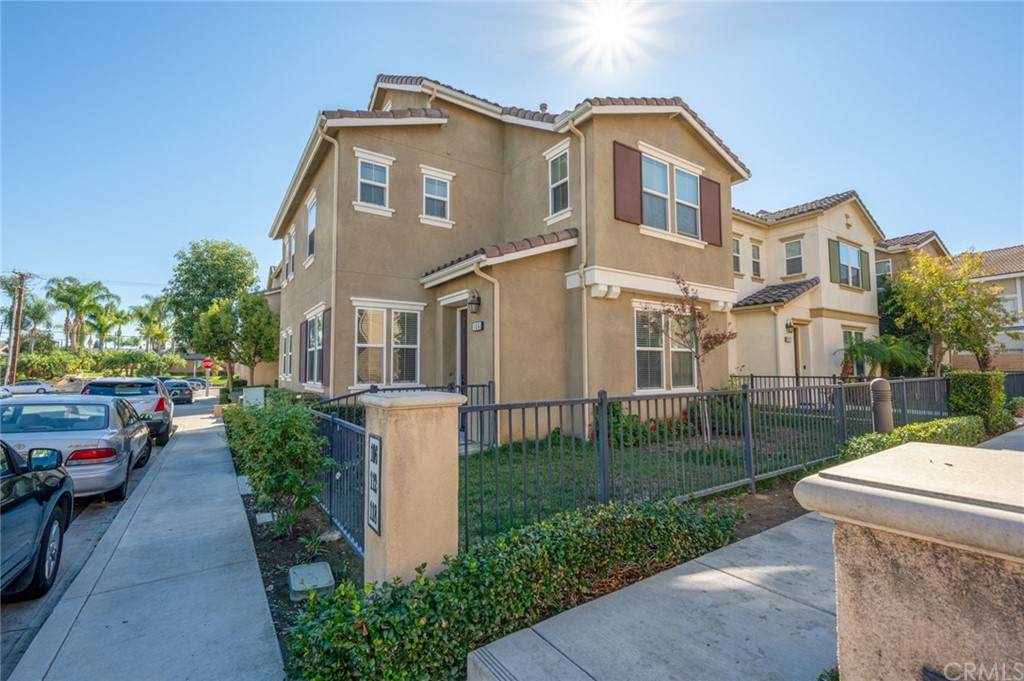 106 Tiger Lane - Photo 1