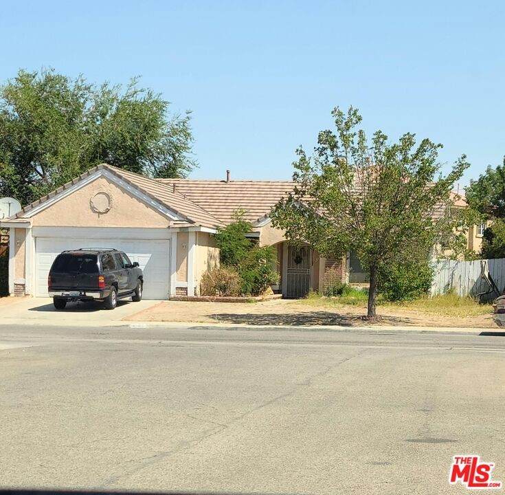 4101 Bolton Avenue - Photo 1