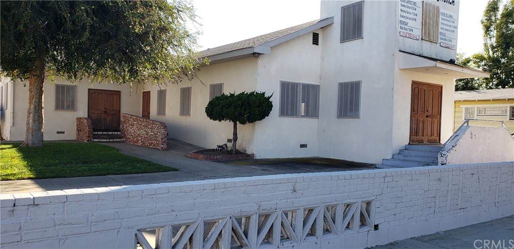 5218 Silver Drive - Photo 1