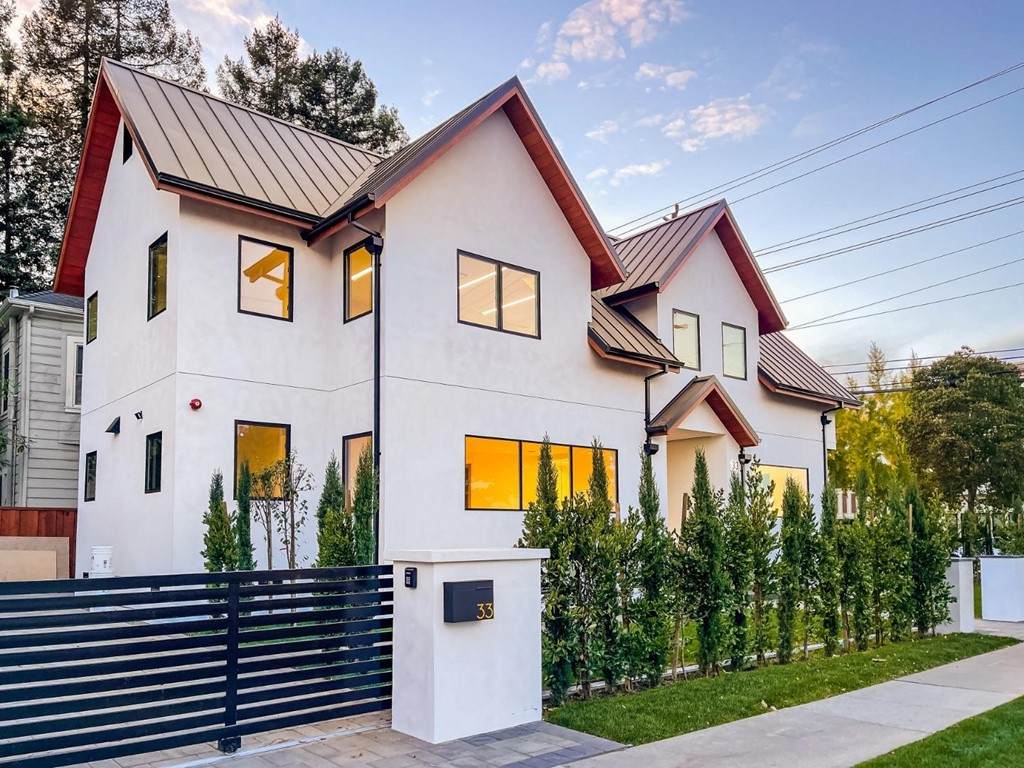 33 Highland Avenue - Photo 1
