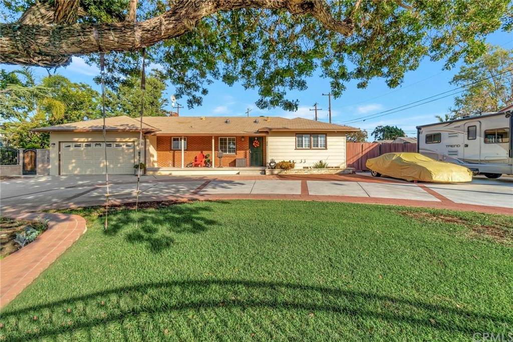 420 Conlon Avenue - Photo 1