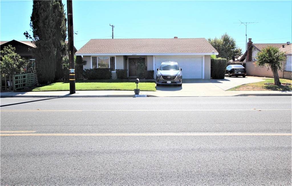 22685 Cottonwood Avenue - Photo 1