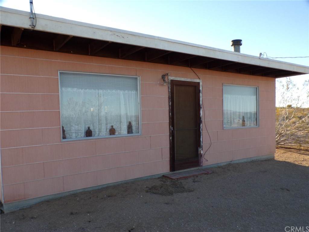 60575 Napa Road - Photo 1