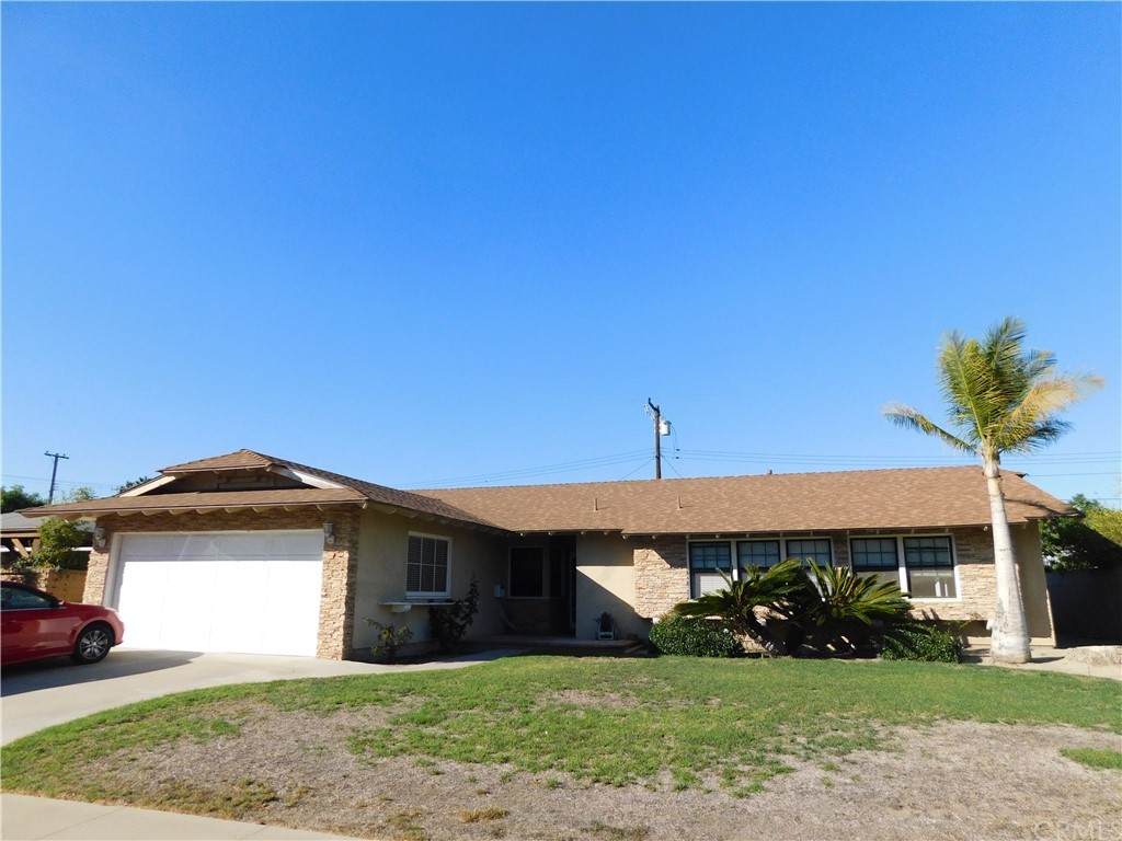 2819 Diana Avenue - Photo 1