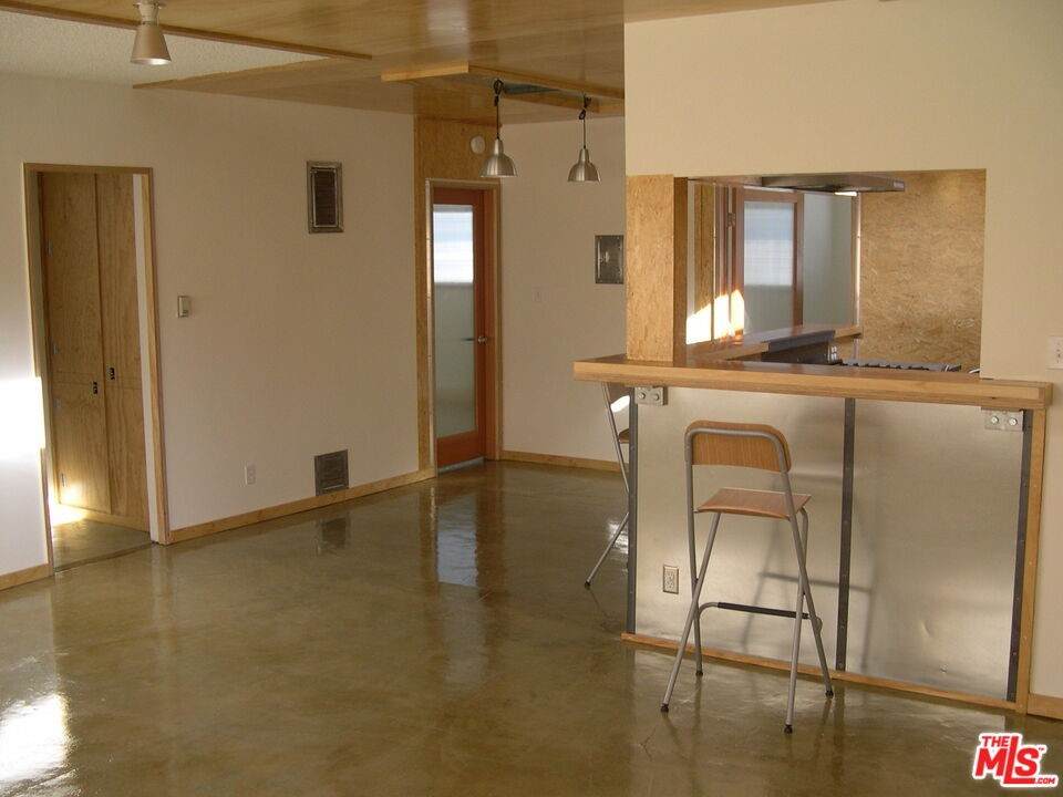 1524 10Th Street - Photo 1