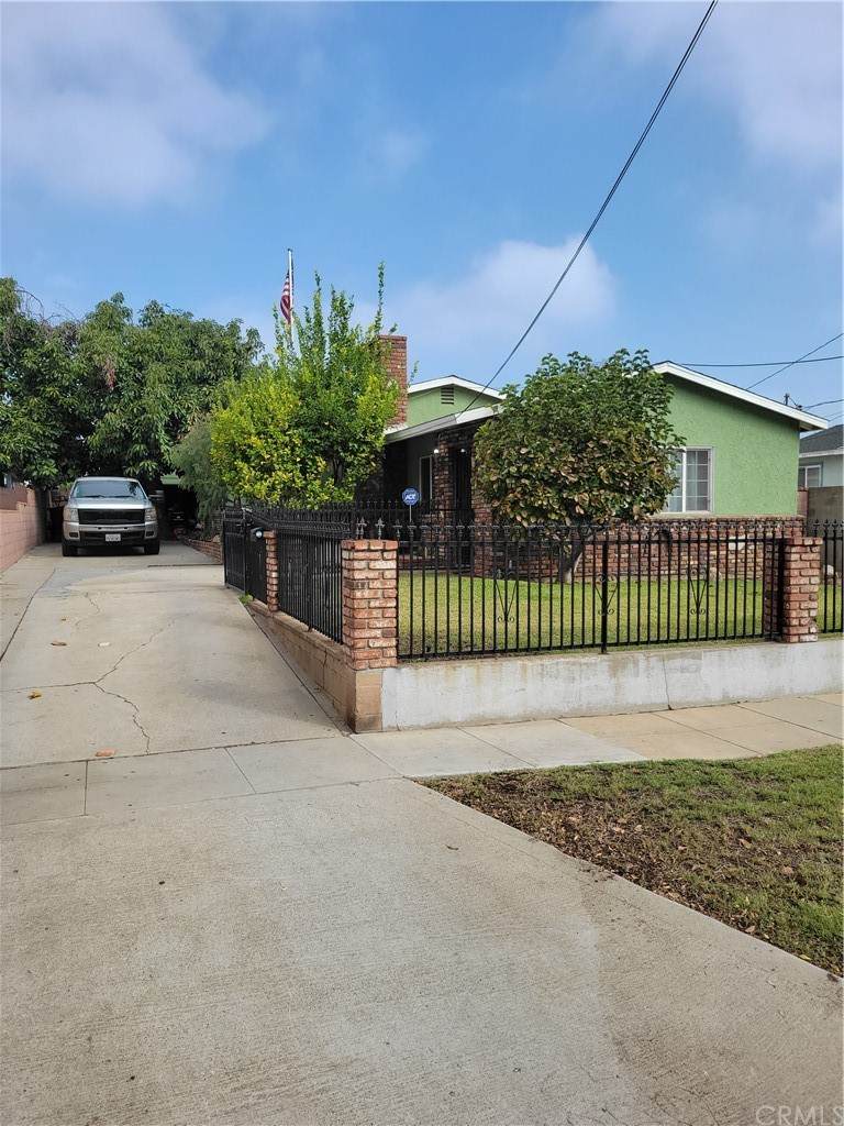 325 Angeleno Avenue - Photo 1