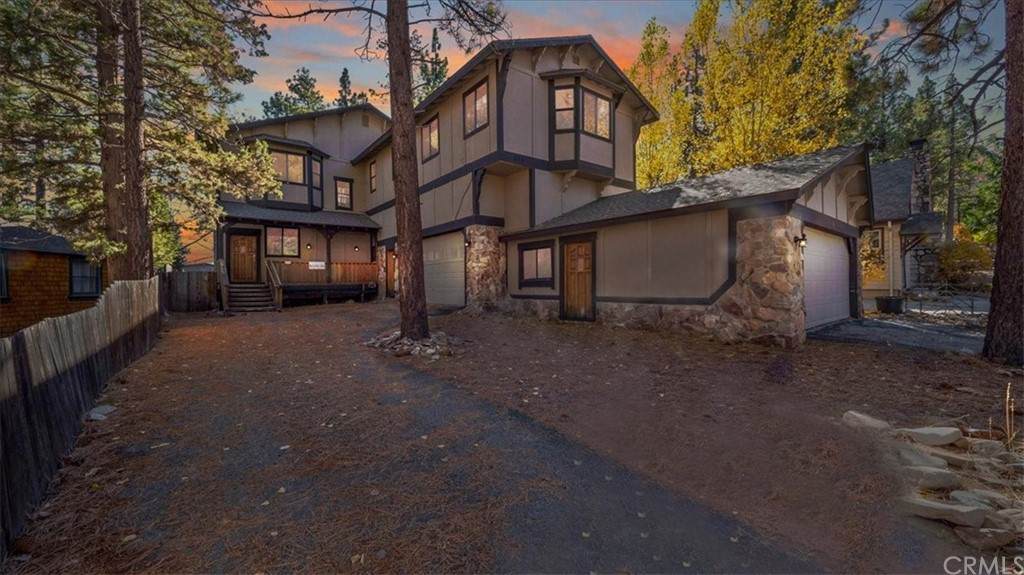 335 Vista Lane - Photo 1