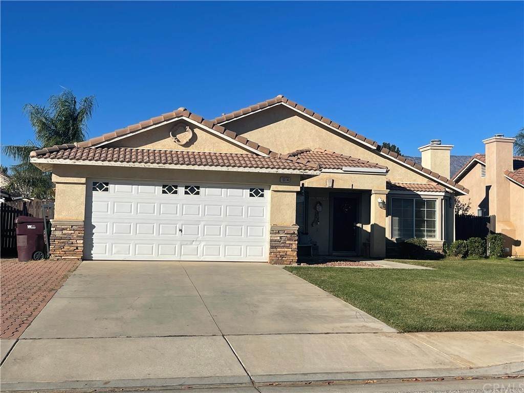 1014 Shelby Street - Photo 1