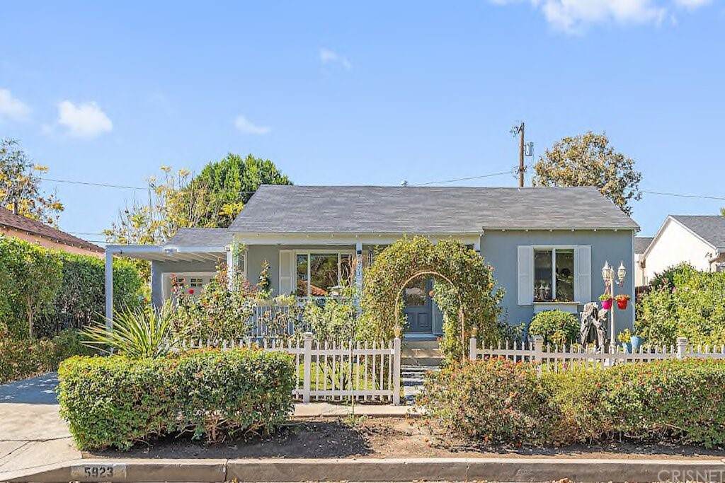 5923 Yarmouth Avenue - Photo 1