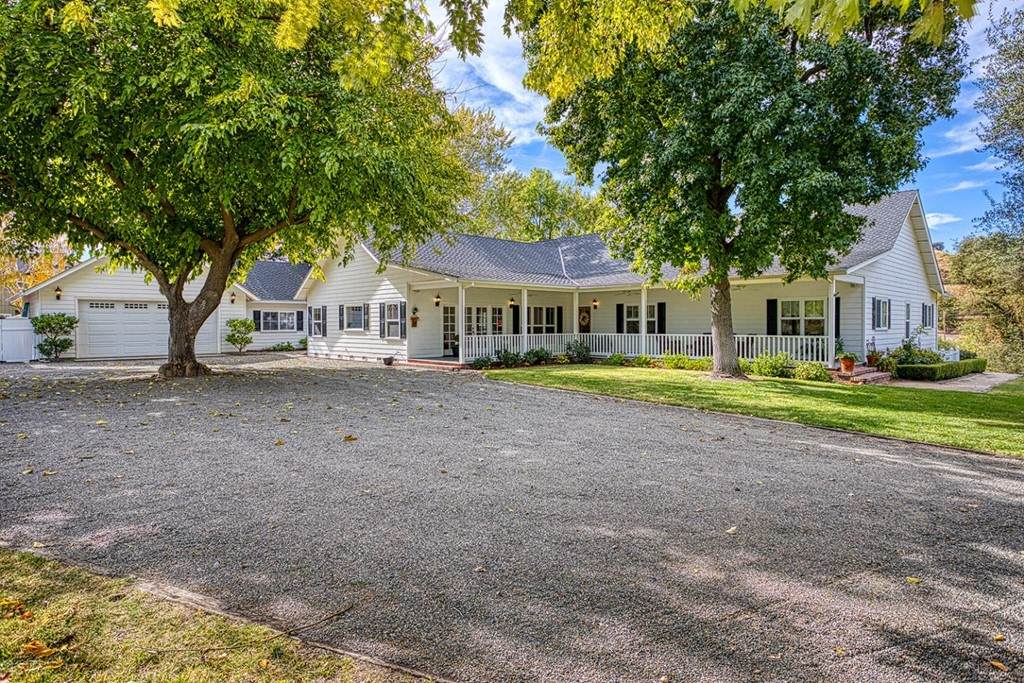 12406 Horseshoe Road - Photo 1