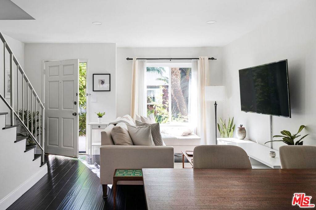 10805 Blix Street - Photo 1