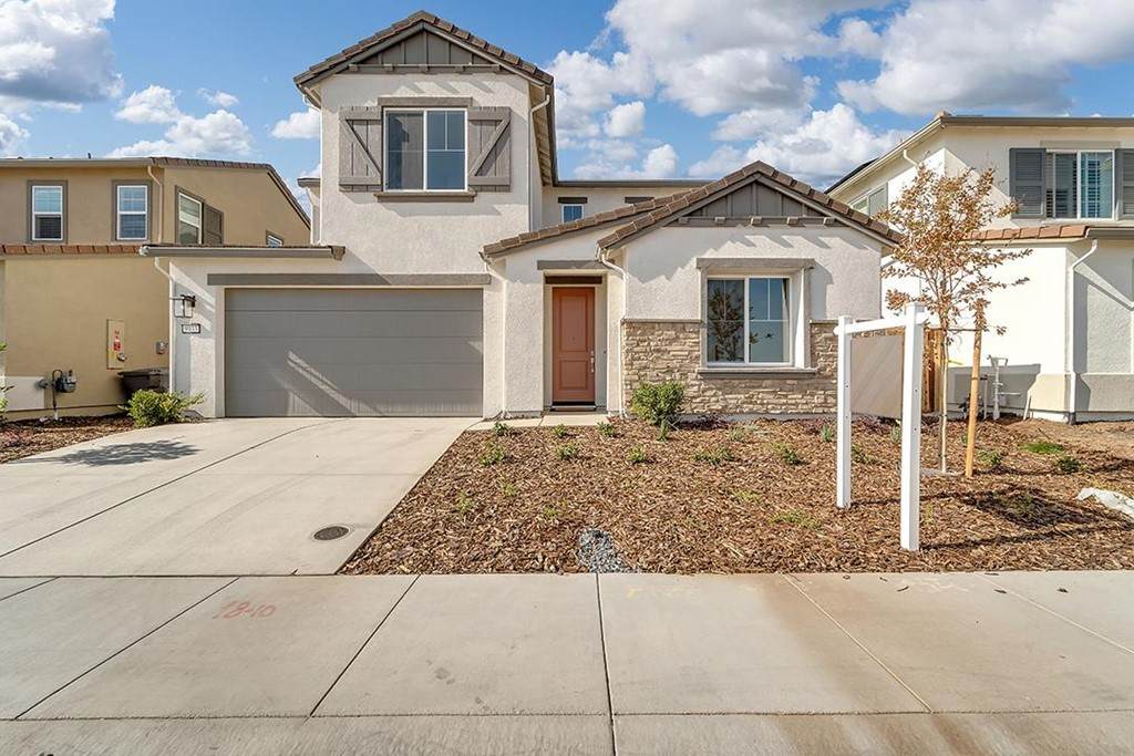 9033 Solar Point Drive - Photo 1