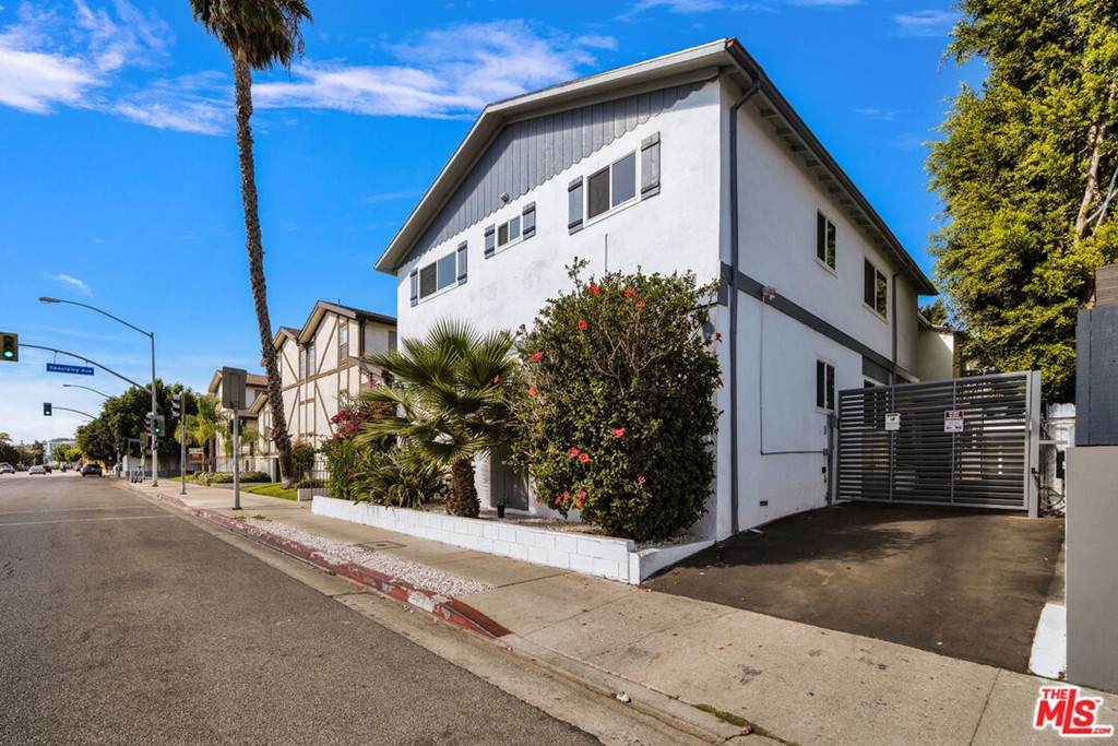 7661 Fountain Avenue - Photo 1