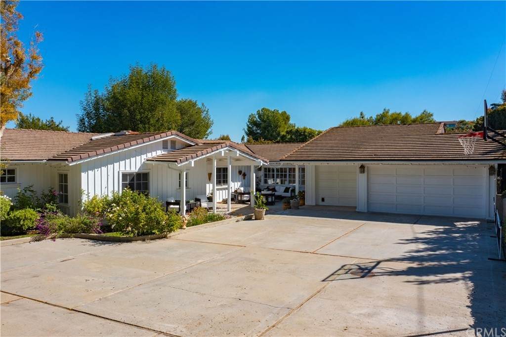 4 Eucalyptus Lane - Photo 1