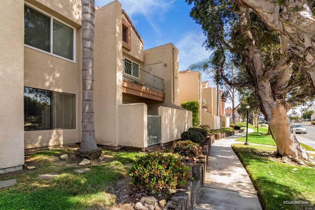 10855 Camino Ruiz - Photo 1