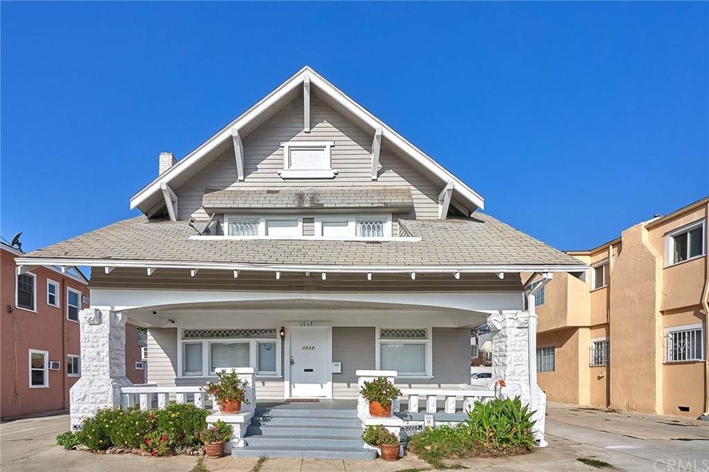 1717 Crenshaw Boulevard - Photo 1