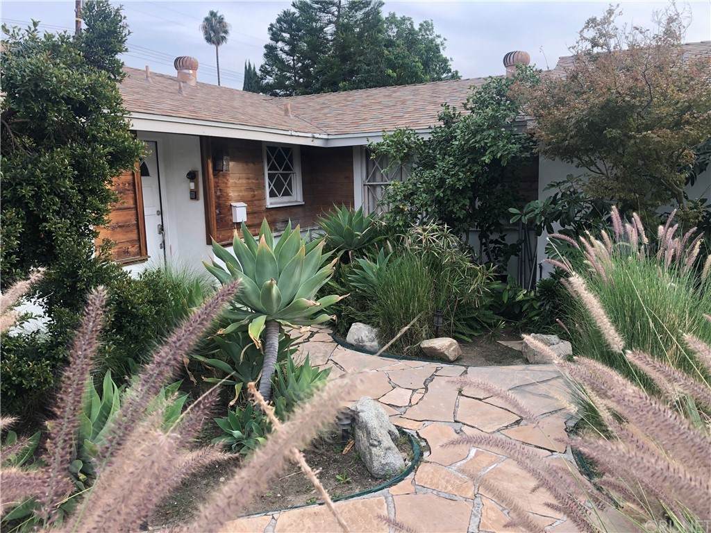 7752 Atoll Avenue - Photo 1