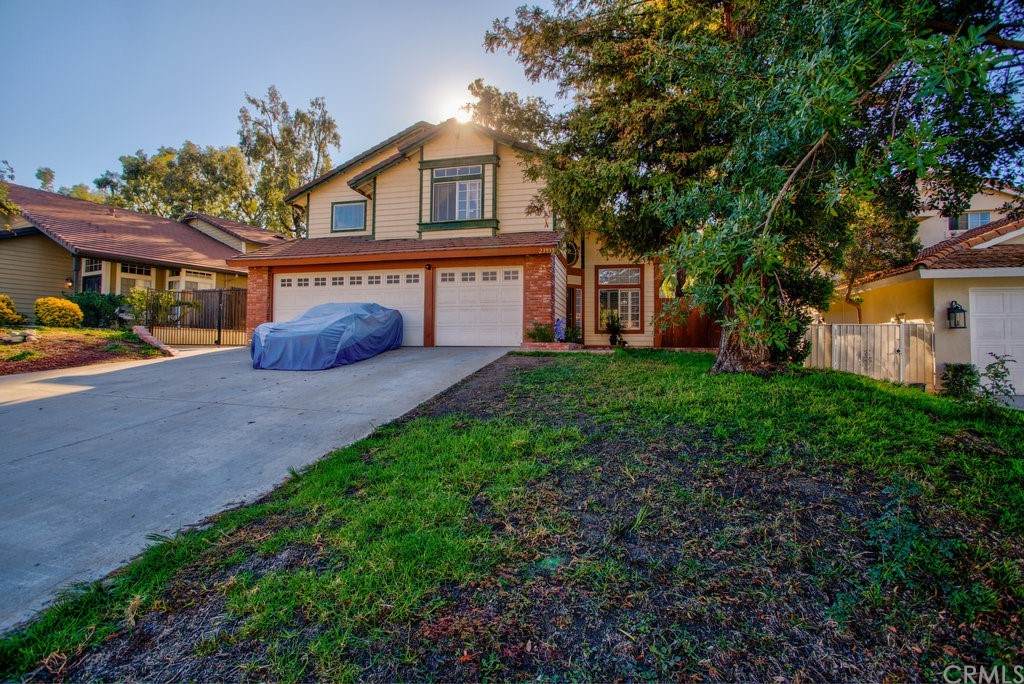 23935 Creekwood Drive - Photo 1