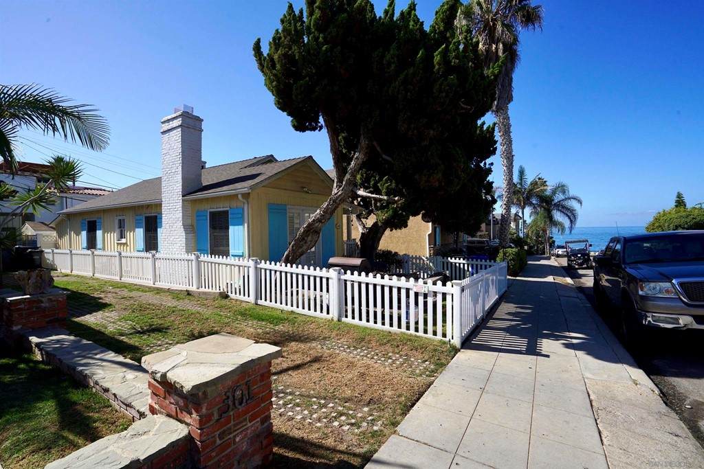 253 Bonair St. - Photo 1