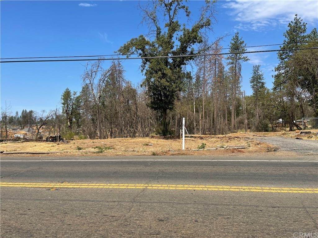7831 Skyway - Photo 1