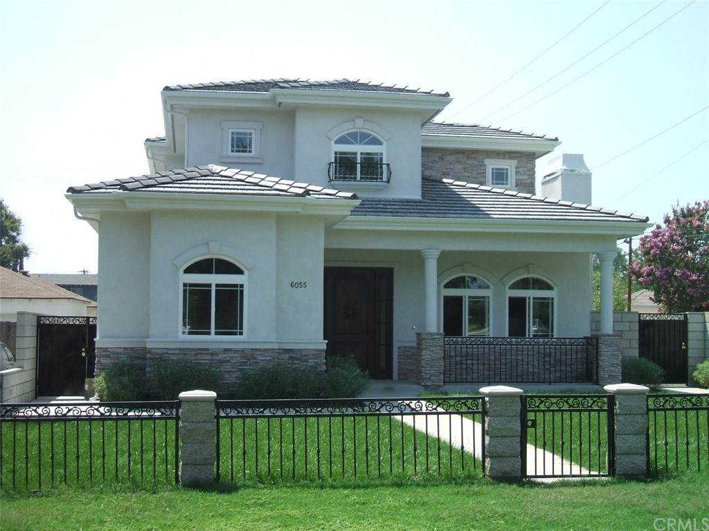 6055 Rowland Avenue - Photo 1